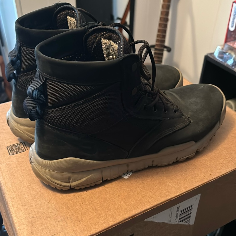 Nike boots